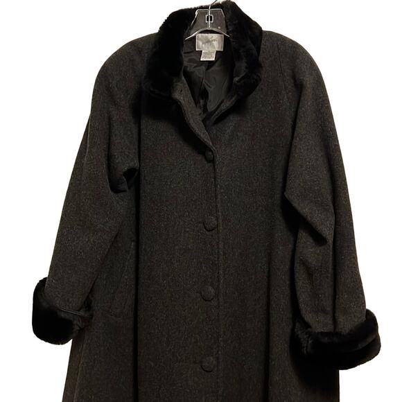 Jacqueline Ferrar Gray Pure Wool Long Coat. 10 - Picture 1 of 7